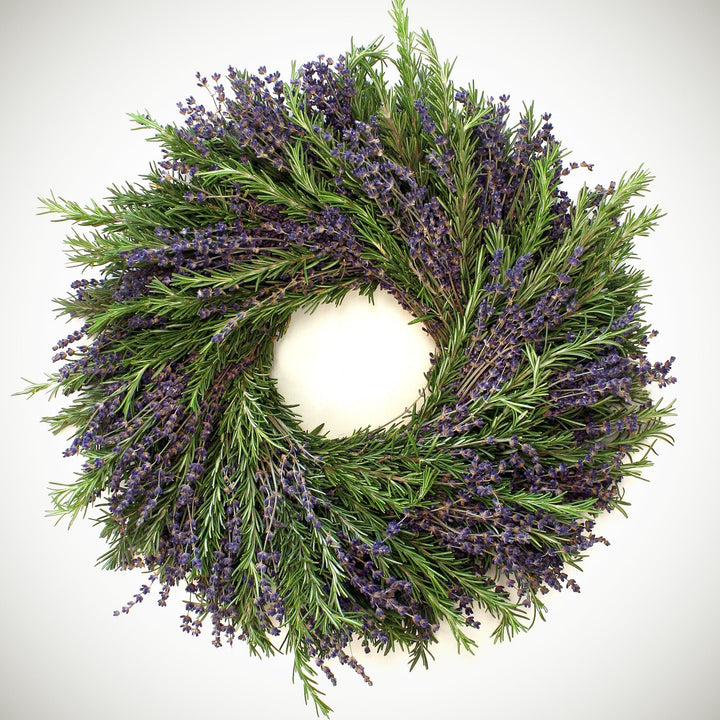 Seasonal Wreath Subscription - Creekside Farms Fresh, dried, and fragrant wreaths for each season 18"/16"/18"/20"